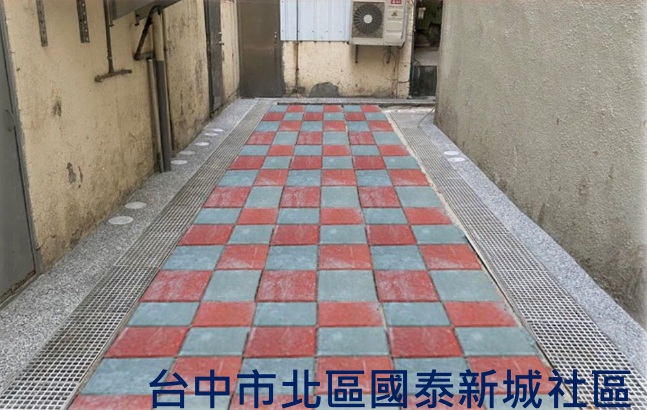 Bottom Horizontal Picture